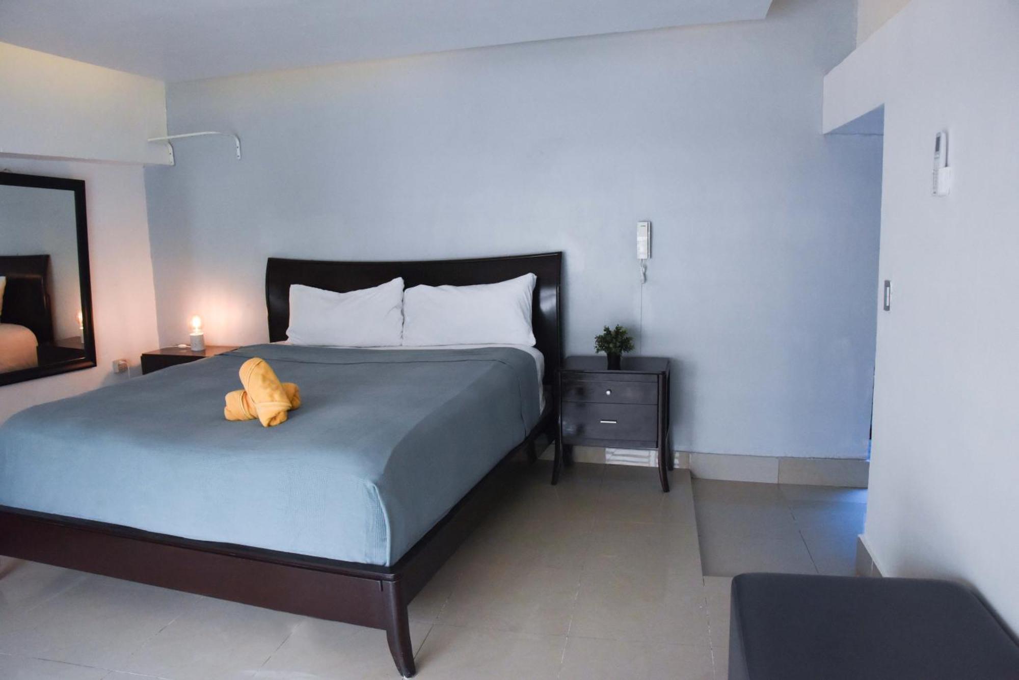 Hostel Gato Colonial ซานโตโดมิงโก ภายนอก รูปภาพ