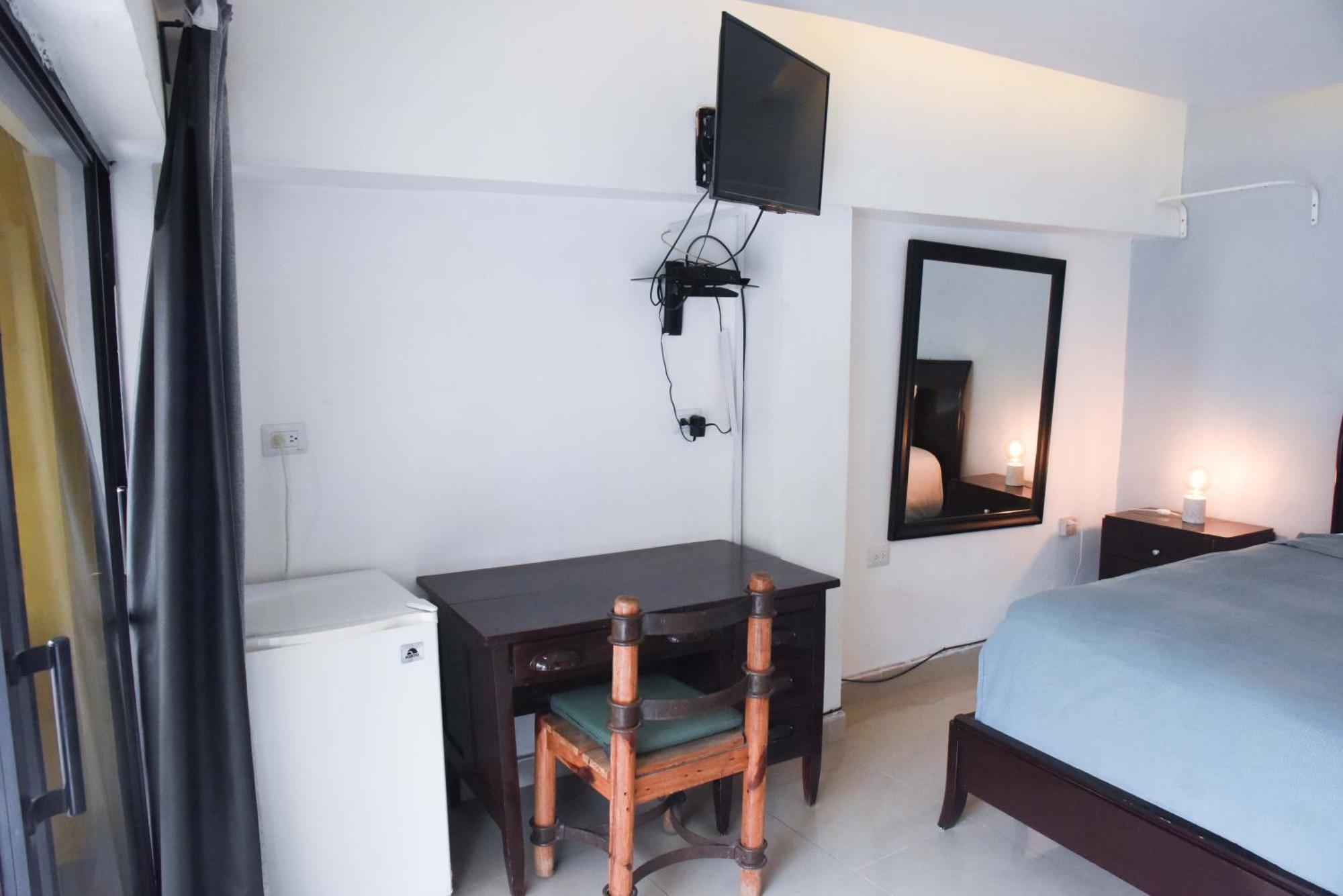 Hostel Gato Colonial ซานโตโดมิงโก ภายนอก รูปภาพ