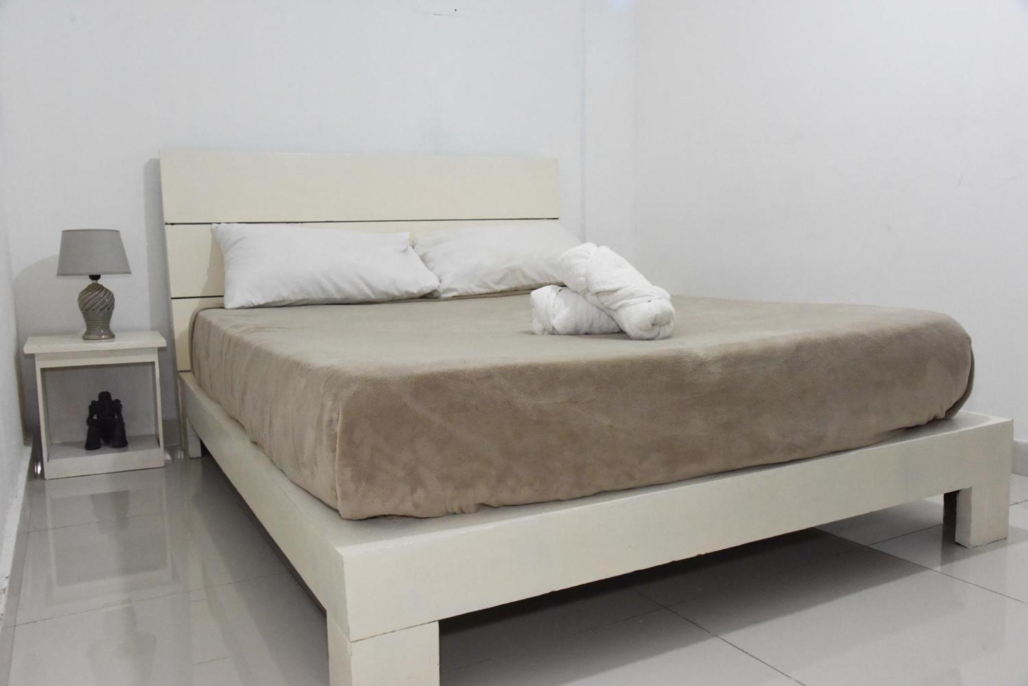 Hostel Gato Colonial ซานโตโดมิงโก ภายนอก รูปภาพ